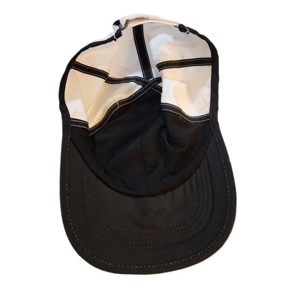 Two Nike Dri-fit Featherlight Strapback Running Hats Lightweight Breathable Caps - Picture 11 of 11